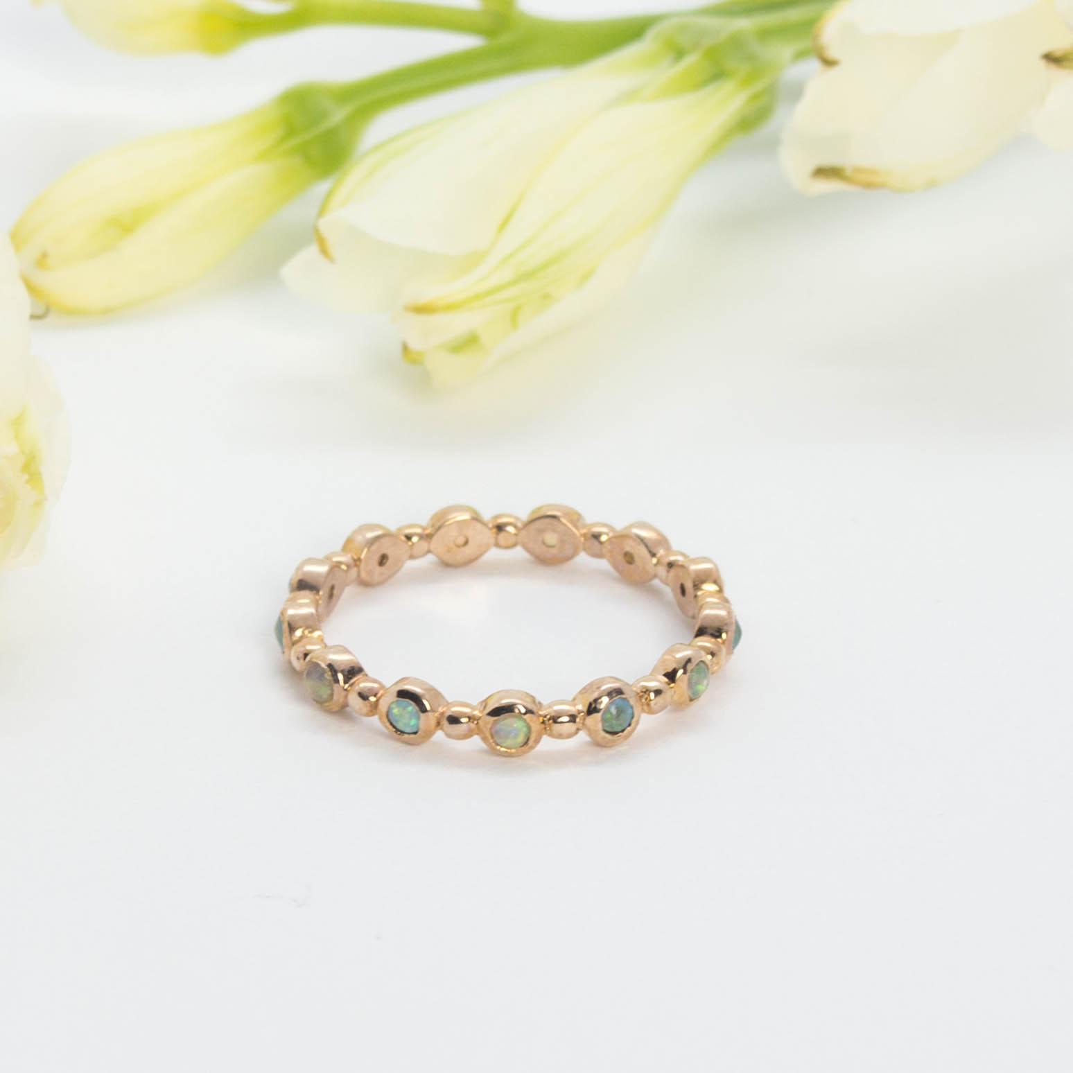 Bague Couronne opale précieuse