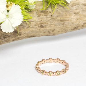 Bague Couronne péridot AlexBok création bijoux pierre naturelle