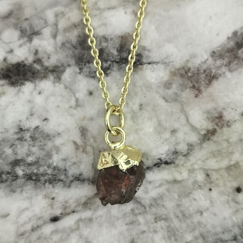 Collier Esprit libre chaîne grenat rouge