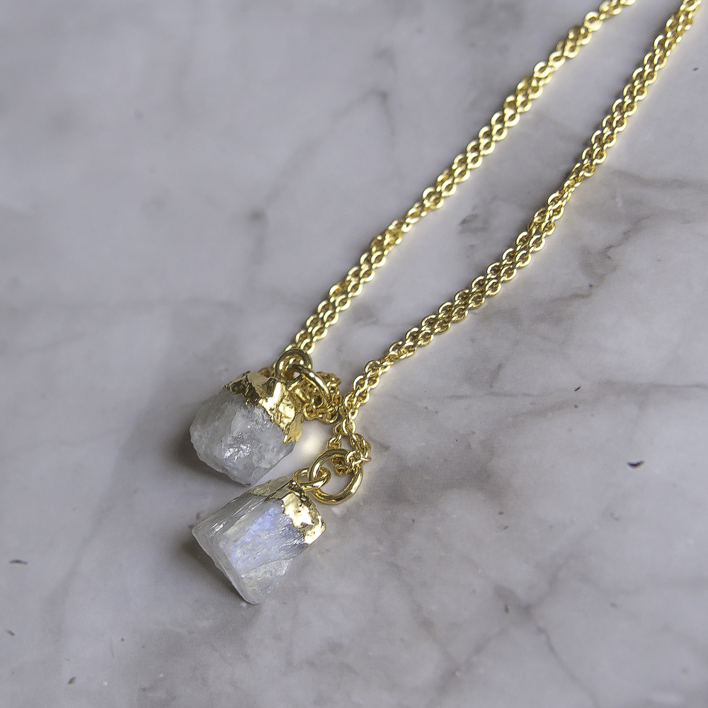 Collier Esprit libre chaîne pierre de lune