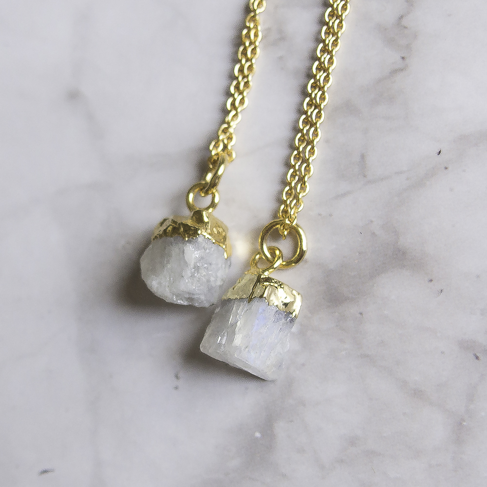 Collier Esprit libre chaîne pierre de lune