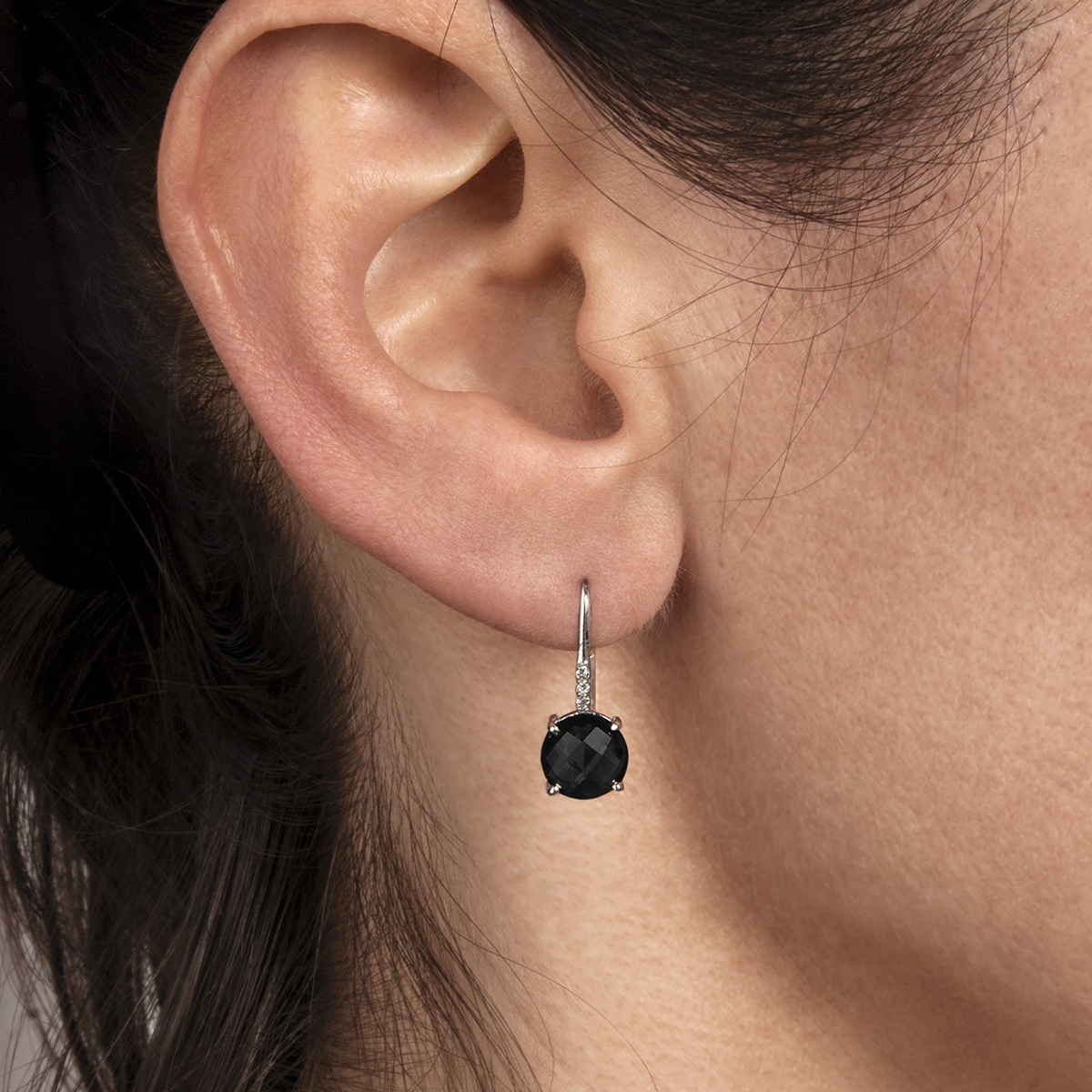 Boucles d’oreilles Pompon pavage spinelle noir