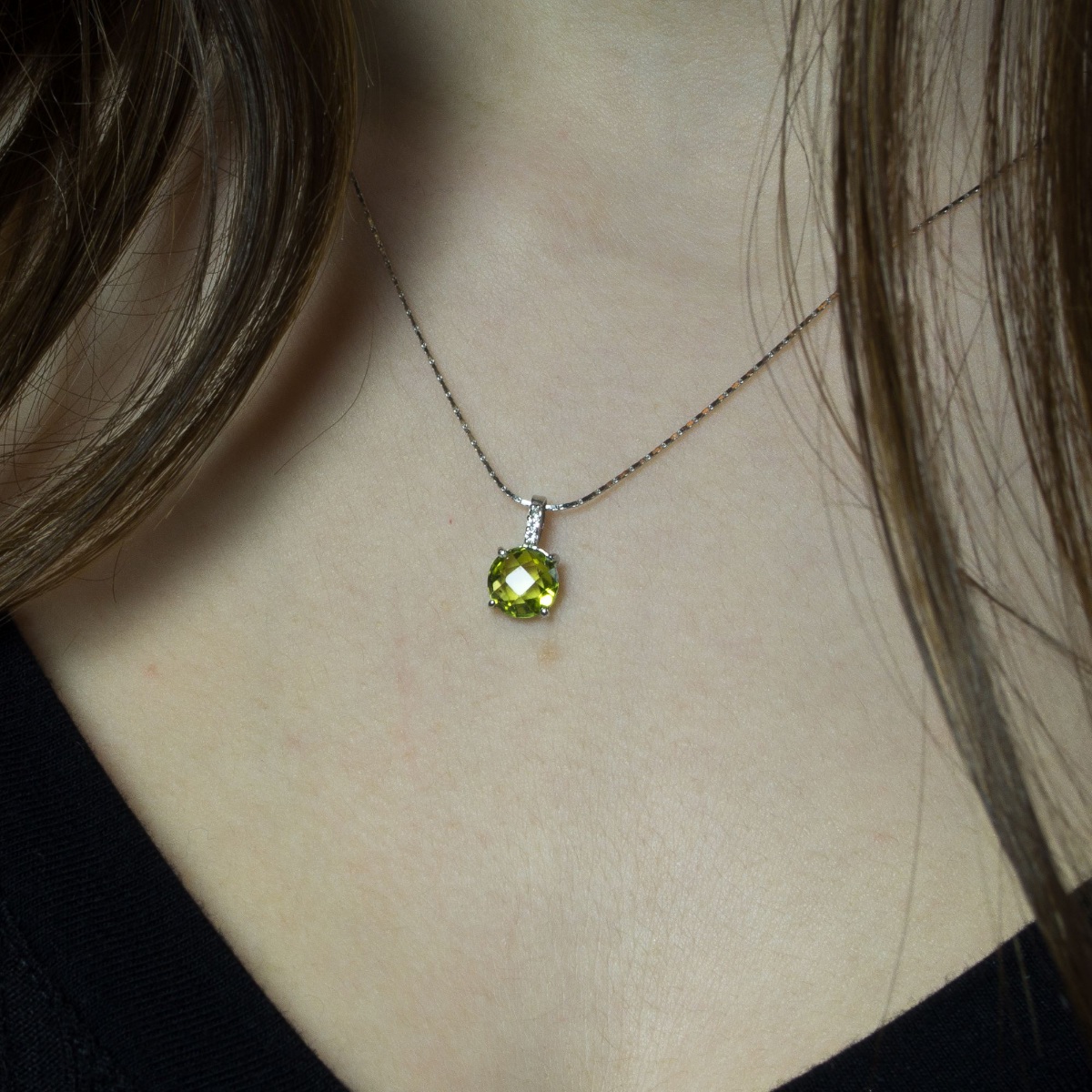 Pendentif Pompon pavage péridot