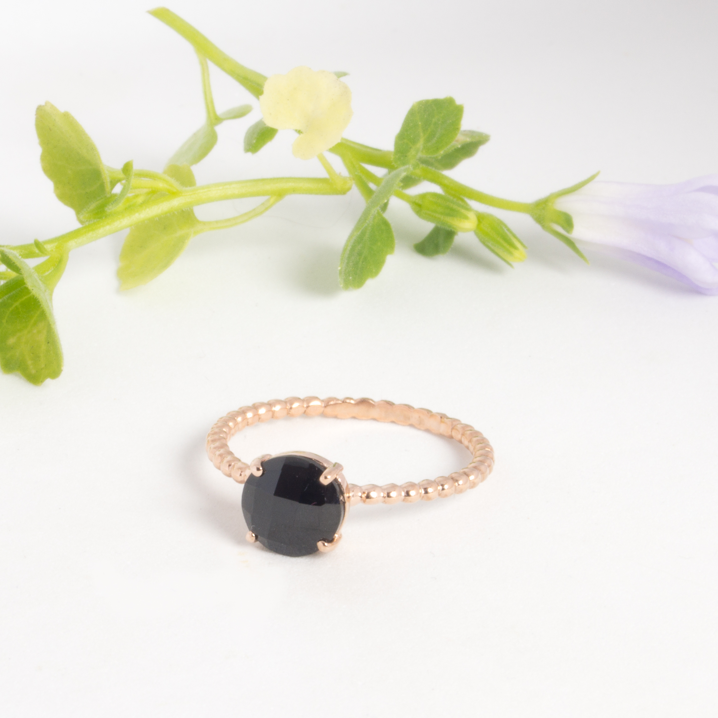 Bague Pompon spinelle noir