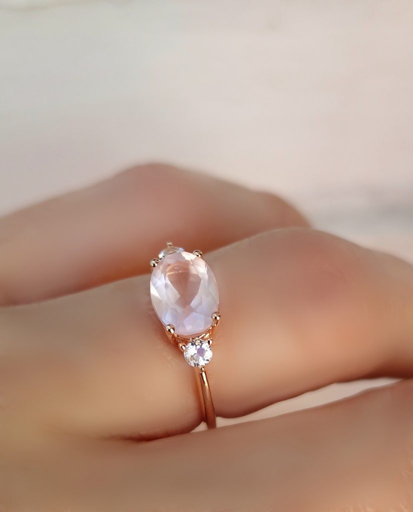 Bague Délicieuse argent 925 doré or rose et quartz rose par AlexBok bijoux