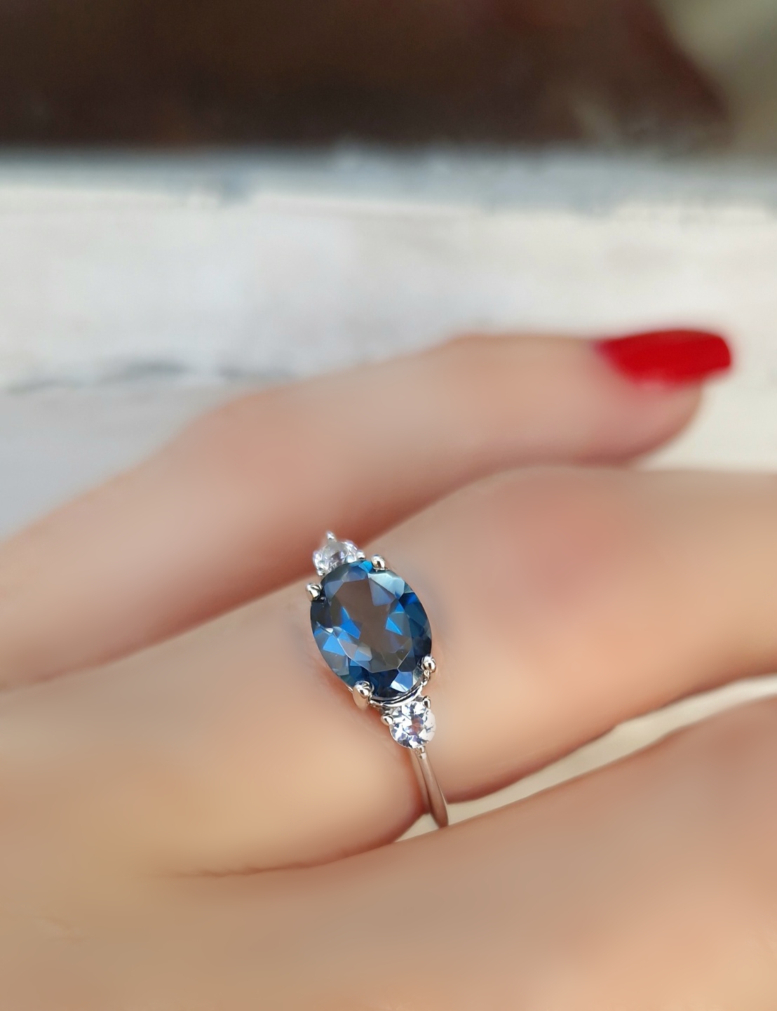 Bague Délicieuse argent 925 rhodié et topaze blue london Bague Délicieuse argent 925 rhodié et topaze blue london