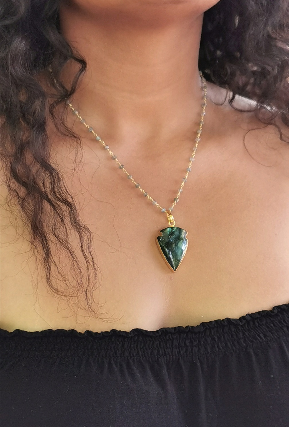 Collier Midori pointe de flèche labradorite Collier Midori pointe de flèche labradorite