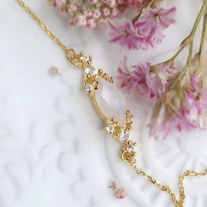 Collier Cléa argent 925 doré or jaune et pierre de lune marquise