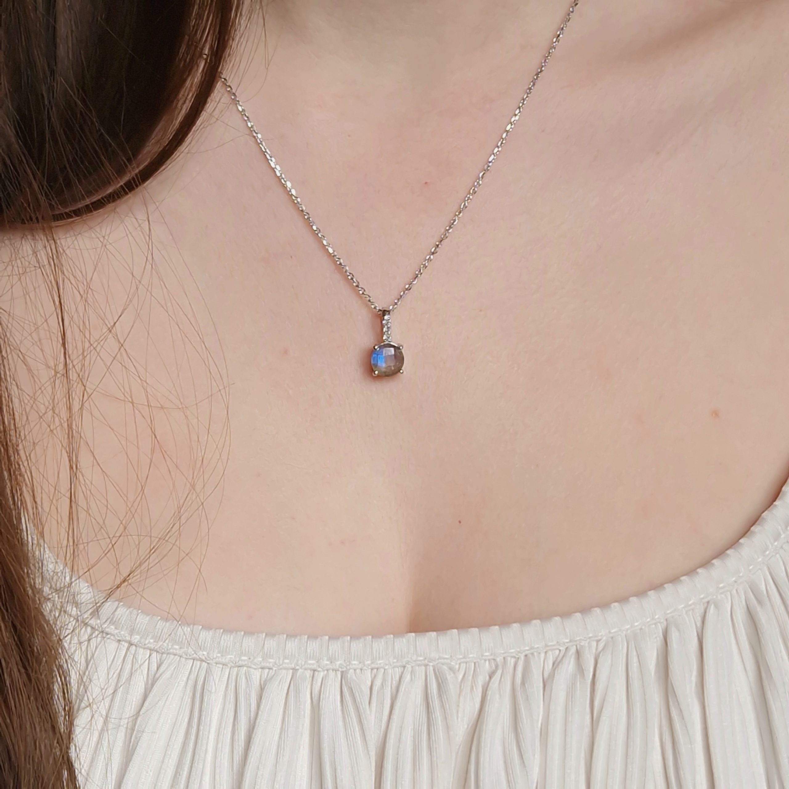 Pendentif Pompon labradorite