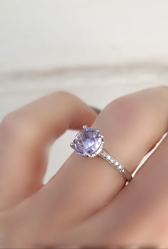 Bague pour femme en argent 925 rhodié, améthyste lavande et diamants-AlexBok création de bijoux pour femme en pierres naturelles