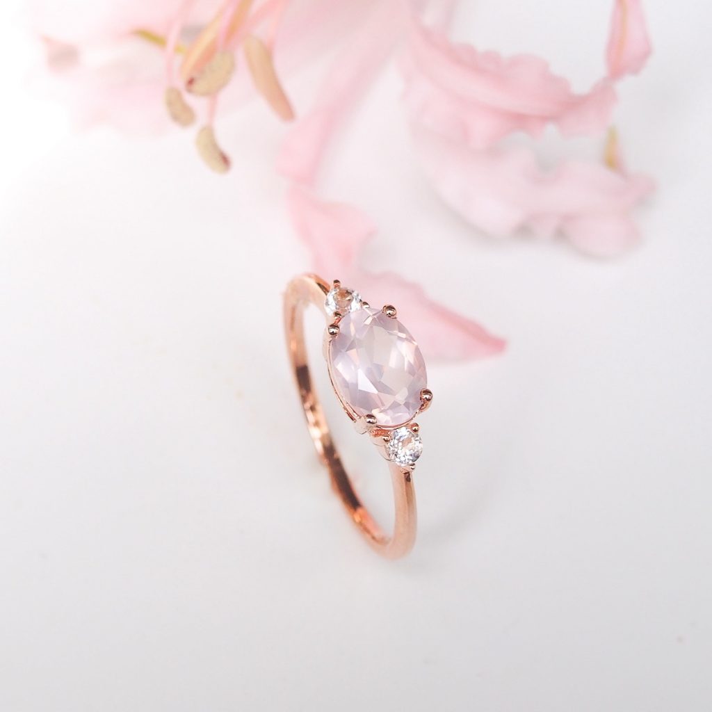 Bague Délicieuse argent 925 doré or rose et quartz rose par AlexBok bijoux