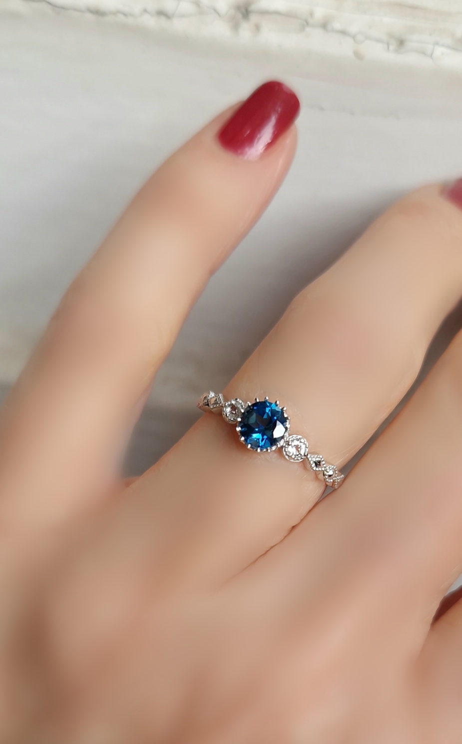 Bague Tiara topaze blue london Bague Tiara topaze blue london