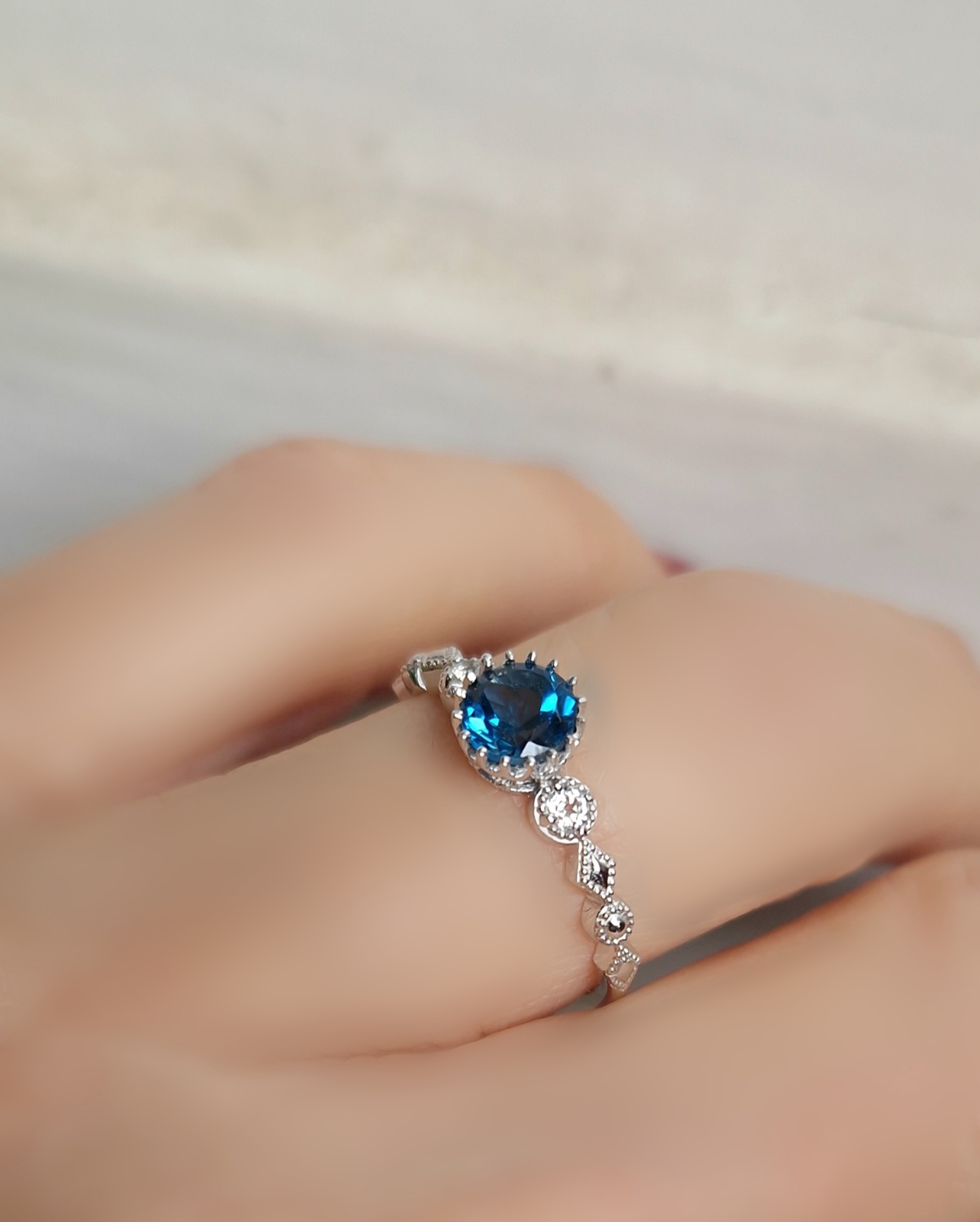 Bague Tiara topaze blue london Bague Tiara topaze blue london