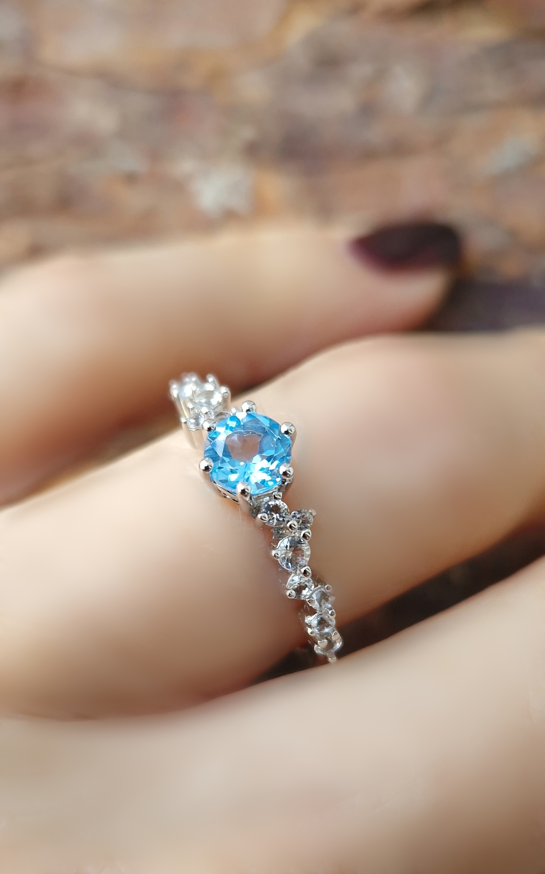 Bague Aurore argent 925 rhodié et topaze swiss blue Bague Aurore argent 925 rhodié et topaze swiss blue