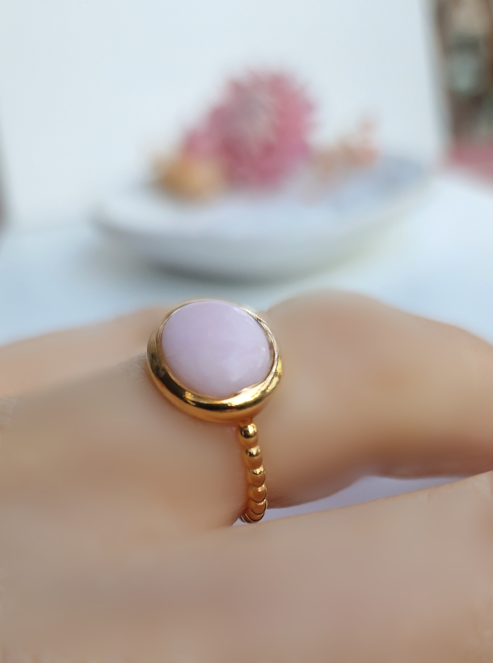 RI02_galet_opale_rose_grand_modele_argent_925_plaque_or_bague_alexbok_designer_bijoux_paris_boutique_online (23) RI02_galet_opale_rose_grand_modele_argent_925_plaque_or_bague_alexbok_designer_bijoux_paris_boutique_online (23)
