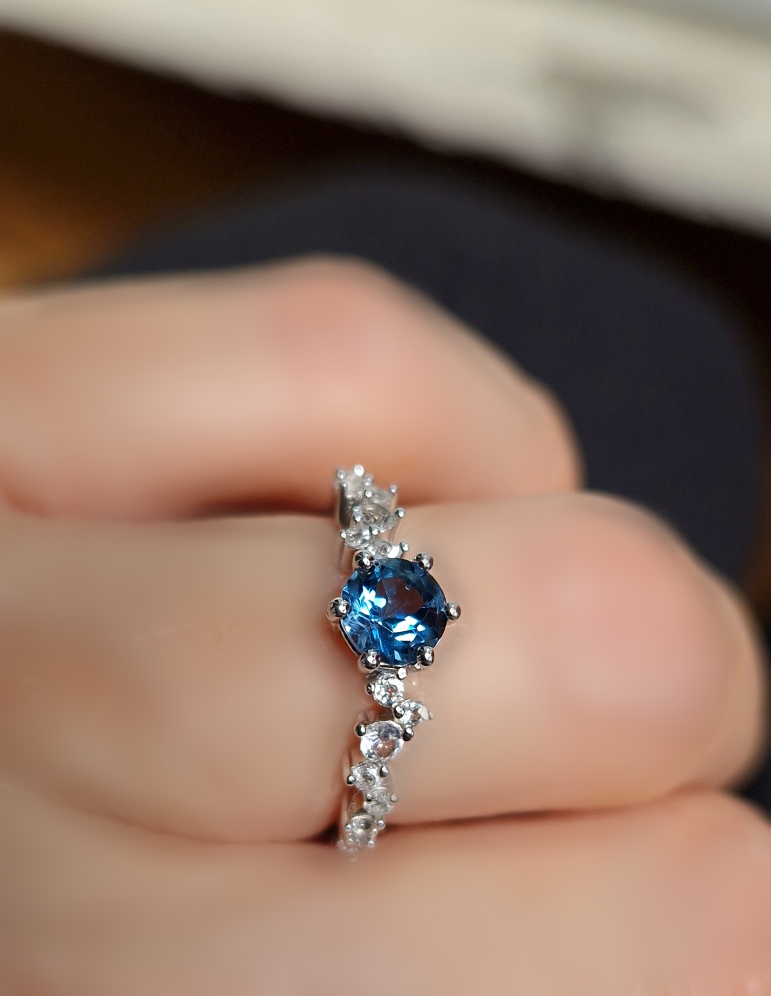 Bague Aurore argent 925 rhodié et topaze blue london Bague Aurore argent 925 rhodié et topaze blue london